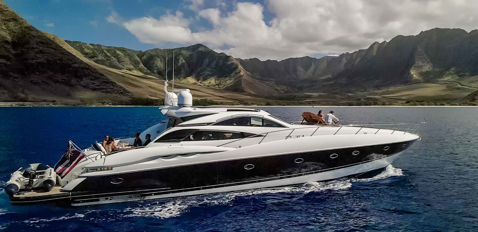 private yacht charters hawaii